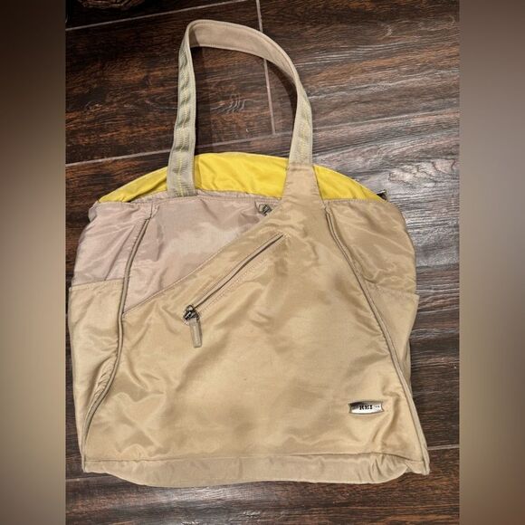 REI Co-op Gold Nylon Tote Bag with Utility Zips Versatile, Durable & Lightweight - Picture 2 of 16